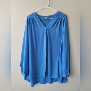 H&M blue blouse pleated shoulders